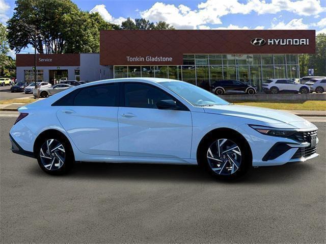 new 2025 Hyundai Elantra car, priced at $24,474