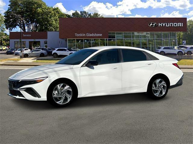 new 2025 Hyundai Elantra car, priced at $24,474