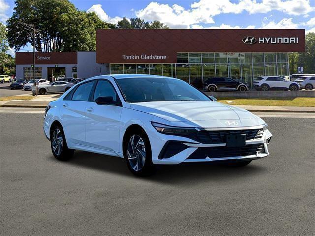 new 2025 Hyundai Elantra car, priced at $24,474