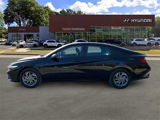 new 2025 Hyundai ELANTRA HEV car, priced at $23,365
