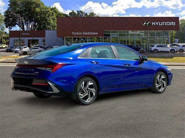 new 2025 Hyundai Elantra car, priced at $27,418