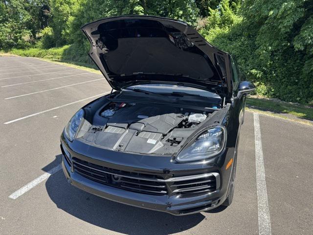 used 2020 Porsche Cayenne car, priced at $43,623