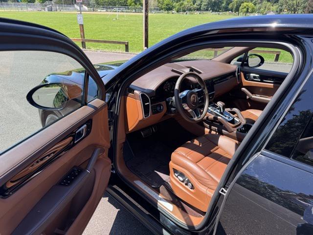 used 2020 Porsche Cayenne car, priced at $43,623