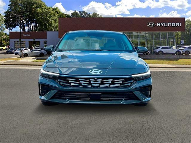 new 2025 Hyundai Elantra car, priced at $27,417