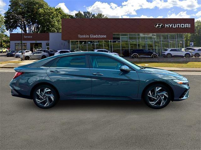 new 2025 Hyundai Elantra car, priced at $27,417