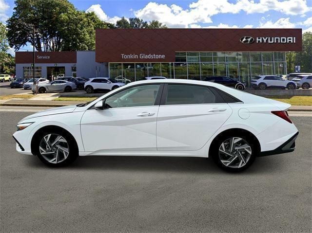 new 2025 Hyundai Elantra car, priced at $25,973