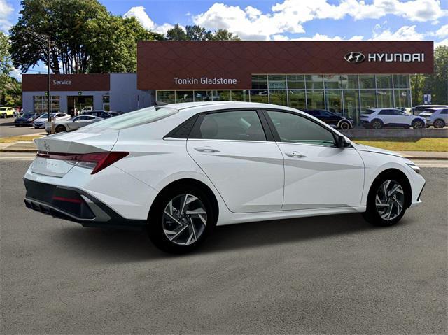 new 2025 Hyundai Elantra car, priced at $27,705