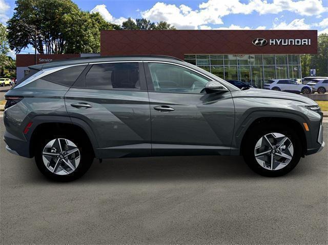 new 2025 Hyundai TUCSON Hybrid car, priced at $36,739