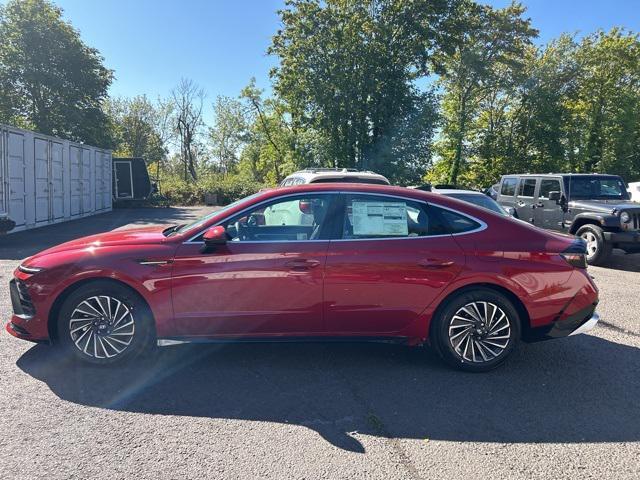 new 2024 Hyundai Sonata Hybrid car, priced at $31,833