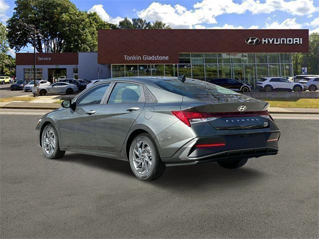 new 2025 Hyundai ELANTRA HEV car, priced at $25,110
