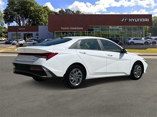 new 2025 Hyundai Elantra car, priced at $28,155