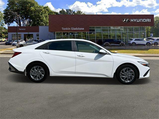 new 2025 Hyundai Elantra car, priced at $28,155