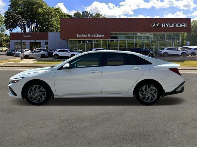 new 2025 Hyundai Elantra car, priced at $28,155