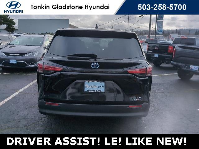 used 2022 Toyota Sienna car, priced at $33,252