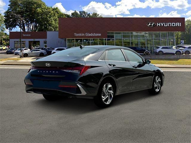 new 2025 Hyundai Elantra car, priced at $26,550