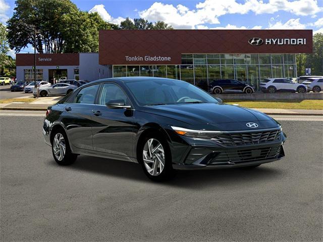 new 2025 Hyundai Elantra car, priced at $27,280