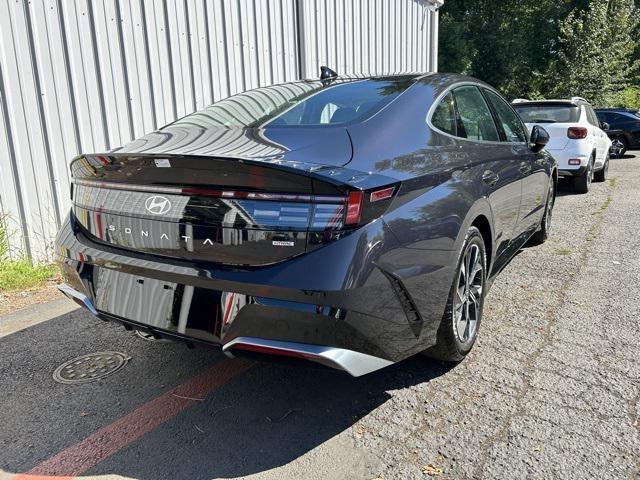 new 2024 Hyundai Sonata car, priced at $29,569