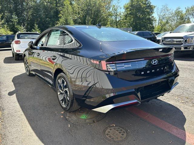 new 2024 Hyundai Sonata car, priced at $29,569