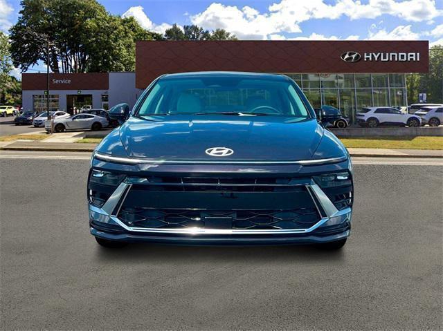 new 2025 Hyundai Sonata Hybrid car, priced at $32,690