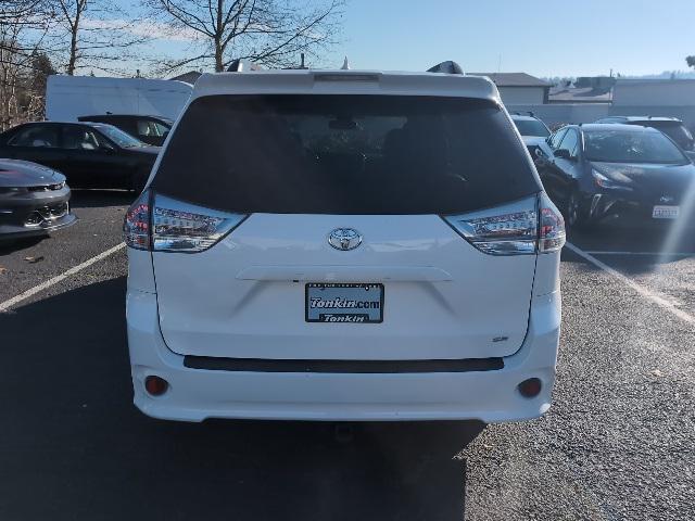 used 2020 Toyota Sienna car, priced at $33,292