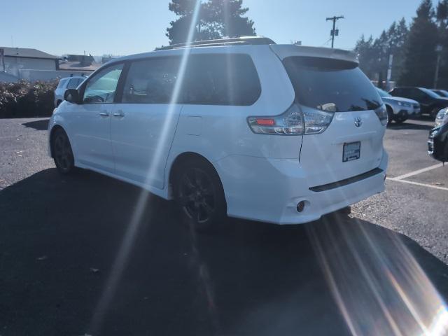 used 2020 Toyota Sienna car, priced at $33,292