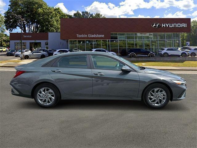new 2025 Hyundai ELANTRA HEV car, priced at $23,375