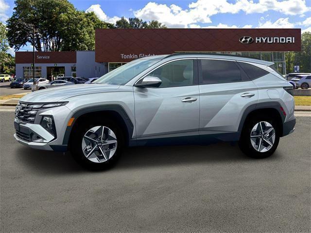 new 2025 Hyundai TUCSON Hybrid car, priced at $36,375