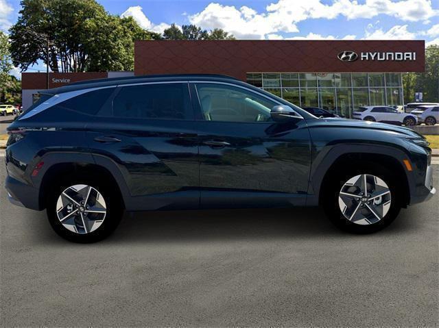 new 2025 Hyundai TUCSON Hybrid car, priced at $36,375