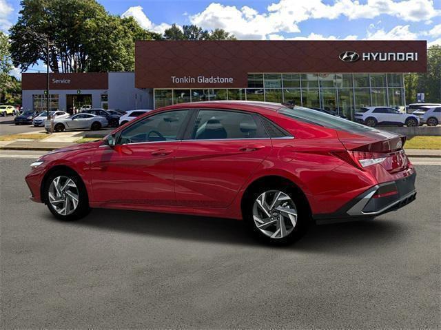 new 2025 Hyundai Elantra car, priced at $27,054