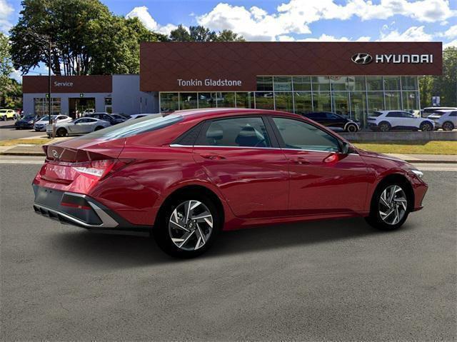 new 2025 Hyundai Elantra car, priced at $27,054