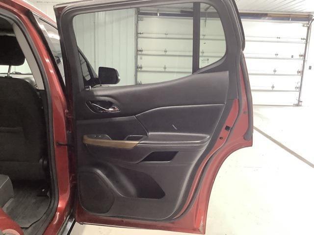 used 2021 GMC Acadia car, priced at $25,997