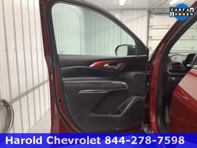used 2025 Chevrolet Traverse car, priced at $51,500