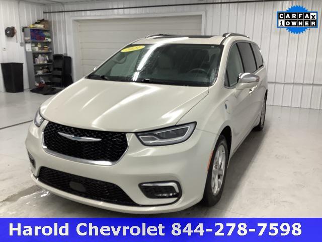 used 2021 Chrysler Pacifica Hybrid car, priced at $28,997