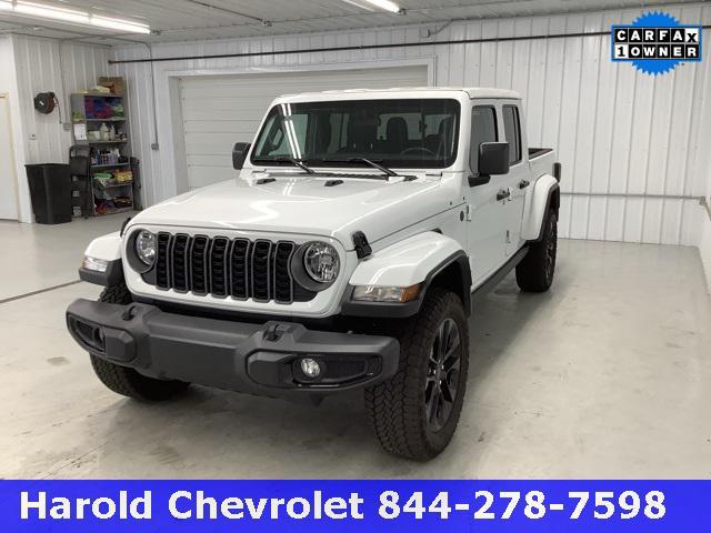used 2025 Jeep Gladiator car, priced at $39,500