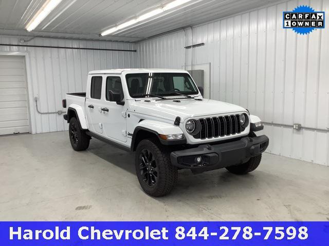 used 2025 Jeep Gladiator car, priced at $39,500