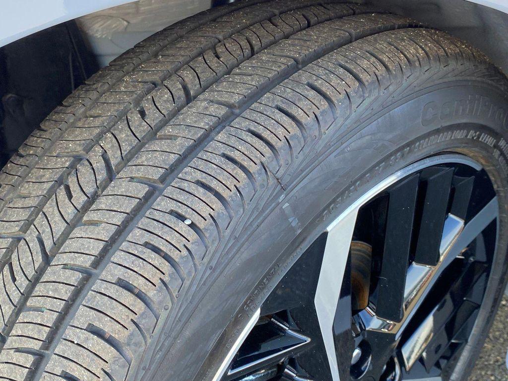 new 2025 Nissan Versa car, priced at $22,317