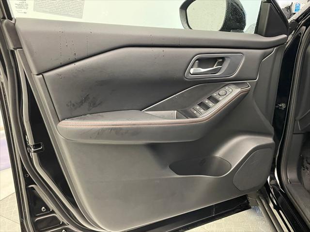 new 2025 Nissan Rogue car, priced at $35,625