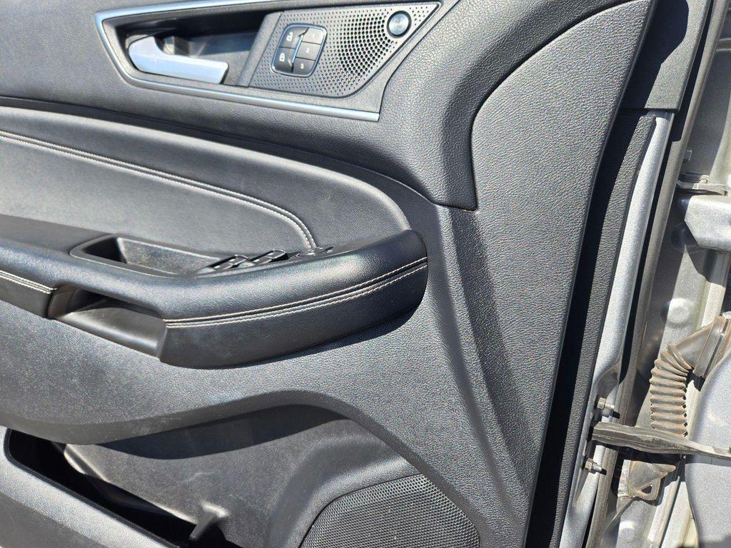 used 2022 Ford Edge car, priced at $22,251