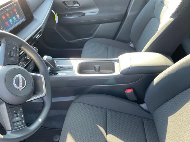 new 2025 Nissan Kicks car, priced at $25,458