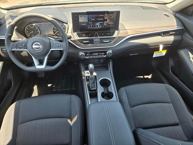 new 2025 Nissan Altima car, priced at $30,605