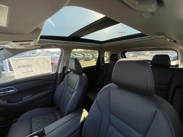 new 2025 Nissan Rogue car, priced at $45,385