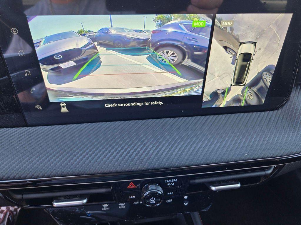 new 2025 Nissan Kicks car, priced at $26,450