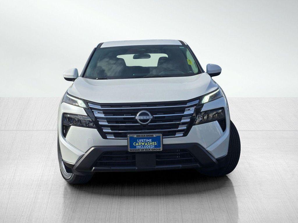 new 2026 Nissan Rogue car, priced at $32,000