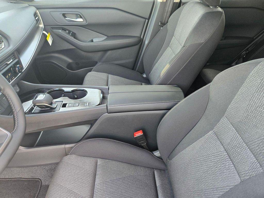 new 2026 Nissan Rogue car, priced at $32,000