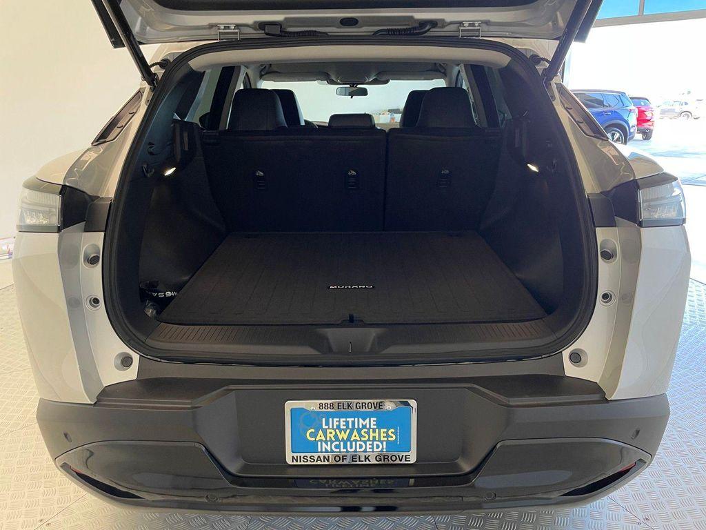 new 2025 Nissan Murano car, priced at $39,775