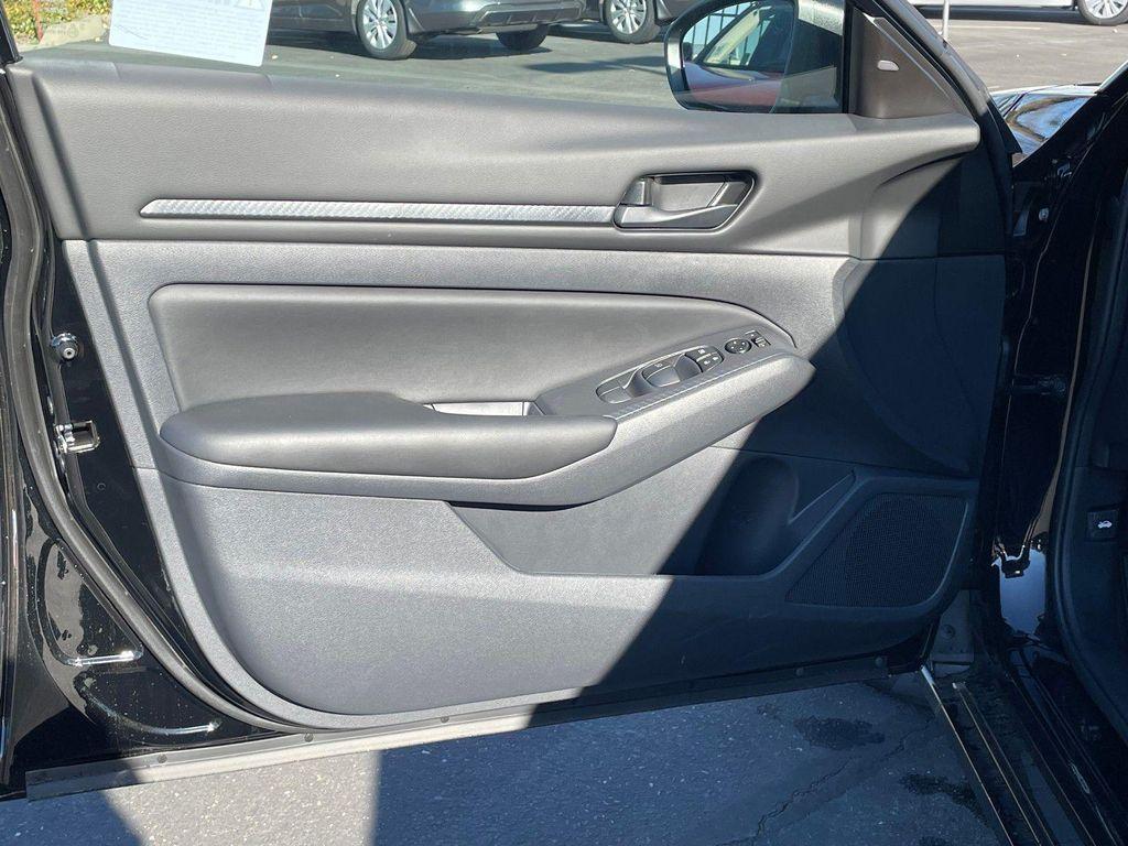 new 2025 Nissan Altima car, priced at $26,472
