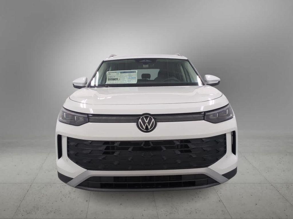 new 2025 Volkswagen Tiguan car, priced at $33,875
