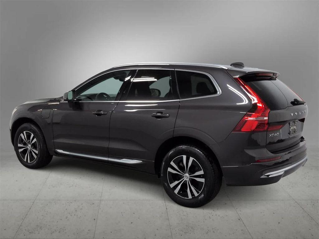 used 2022 Volvo XC60 Recharge Plug-In Hybrid car, priced at $38,065