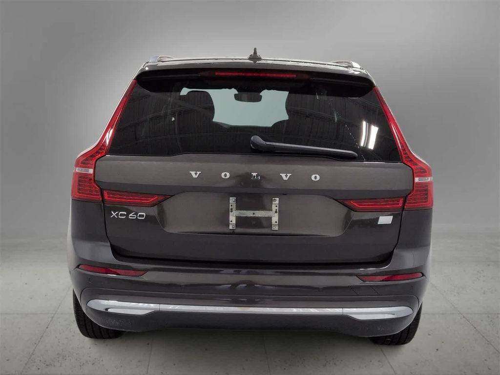 used 2022 Volvo XC60 Recharge Plug-In Hybrid car, priced at $38,065