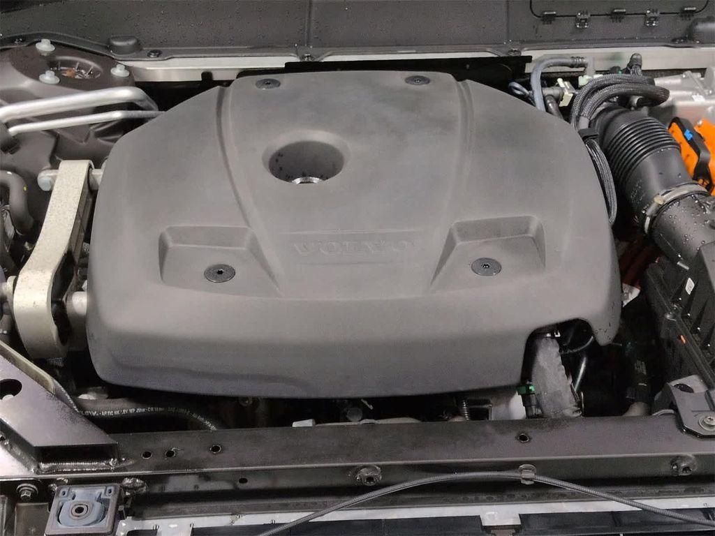 used 2022 Volvo XC60 Recharge Plug-In Hybrid car, priced at $38,065